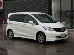 Фото авто Honda Freed