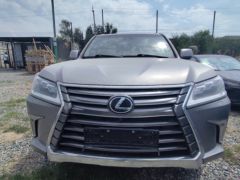 Сүрөт унаа Lexus LX