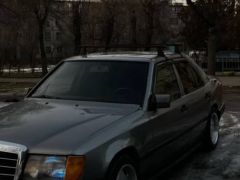 Фото авто Mercedes-Benz W124