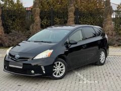 Фото авто Toyota Prius v (+)