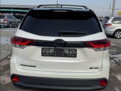 Сүрөт унаа Toyota Highlander