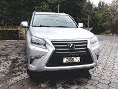 Photo of the vehicle Lexus GX