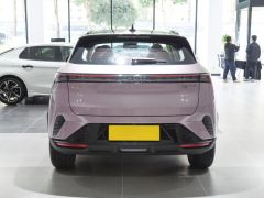 Photo of the vehicle Lynk &amp; Co 6