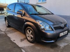 Сүрөт унаа Toyota Corolla Verso