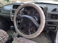 Сүрөт унаа Mitsubishi Pajero Pinin