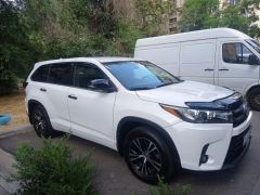 Сүрөт унаа Toyota Highlander