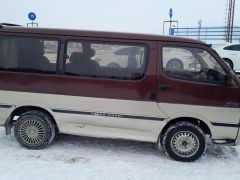 Сүрөт унаа Toyota HiAce