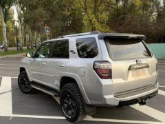 Photo of the vehicle Toyota 4Runner