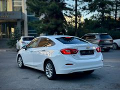 Photo of the vehicle Chevrolet Cruze