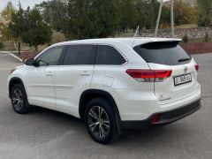 Сүрөт унаа Toyota Highlander