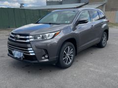 Сүрөт унаа Toyota Highlander