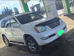 Photo of the vehicle Lexus GX