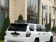 Photo of the vehicle Toyota 4Runner