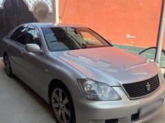 Сүрөт унаа Toyota Crown