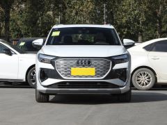 Сүрөт унаа Audi Q4 e-tron