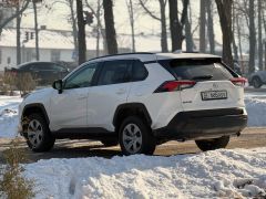 Сүрөт унаа Toyota RAV4