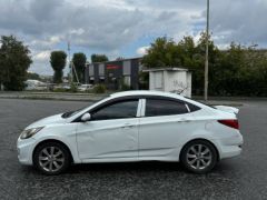 Сүрөт унаа Hyundai Solaris