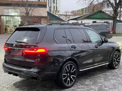 Photo BMW X7  2020