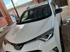 Сүрөт унаа Toyota RAV4