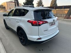 Сүрөт унаа Toyota RAV4