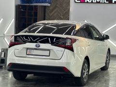 Сүрөт унаа Toyota Prius