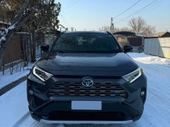 Сүрөт унаа Toyota RAV4