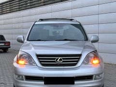 Photo of the vehicle Lexus GX