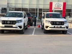 Photo of the vehicle Toyota Land Cruiser Prado