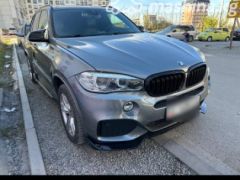 Photo of the vehicle BMW X5