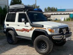 Сүрөт унаа Toyota Land Cruiser