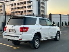 Сүрөт унаа Toyota Sequoia