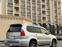 Photo of the vehicle Lexus GX