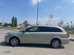 Сүрөт унаа Toyota Avensis