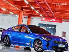 Сүрөт унаа Kia Stinger