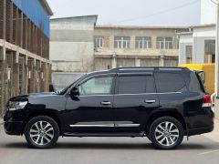 Сүрөт унаа Toyota Land Cruiser