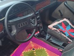 Photo of the vehicle Audi 100