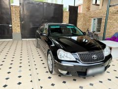 Фото авто Toyota Crown