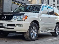 Photo of the vehicle Lexus LX