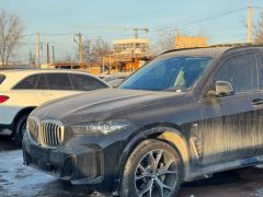 Photo of the vehicle BMW X5