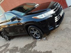 Сүрөт унаа Toyota Highlander