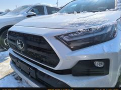 Сүрөт унаа Toyota RAV4