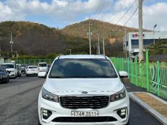 Фото авто Kia Carnival