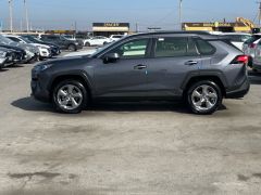 Photo of the vehicle Toyota RAV4