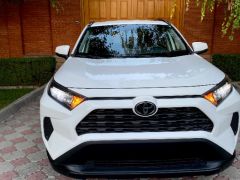 Сүрөт унаа Toyota RAV4