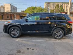 Photo of the vehicle Toyota Highlander