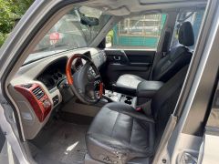 Сүрөт унаа Mitsubishi Pajero