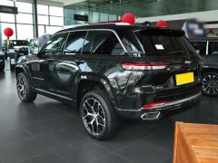 Фото авто Jeep Grand Cherokee