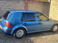 Photo of the vehicle Volkswagen Golf