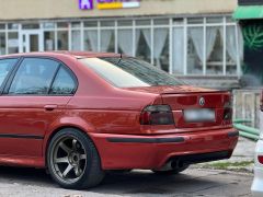 Photo of the vehicle BMW 5 Series