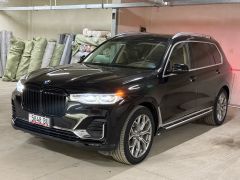 Фото авто BMW X7